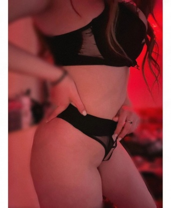 У меня есть все, чтобы сделать твои фантазии реальностью. 💋
Я живу в Москве, самом прекрасном городе, где встречаются и растворяются страсть и похоть. У меня есть отличные отзывы о моих услугах, потому что я всегда стараюсь угодить и удивить своих клиентов. 😍
Я предлагаю широкий спектр услуг, которые могут удовлетворить даже самые изысканные вкусы. Позволь мне показать тебе мои ловкие руки и горячий дыхание. Мы можем провести незабываемое время вместе, наслаждаясь роскошными моментами и полностью растворившись в удовольствии. 💦
У меня есть много фотографий, чтобы ты мог оценить мою красоту и сексуальность. Ты можешь увидеть, как я выгляжу, прежде чем мы встретимся. Так что не стесняйся, пиши мне, и мы обязательно договоримся о встрече. Я обещаю, ты не пожалеешь об этом! 😉 Регина